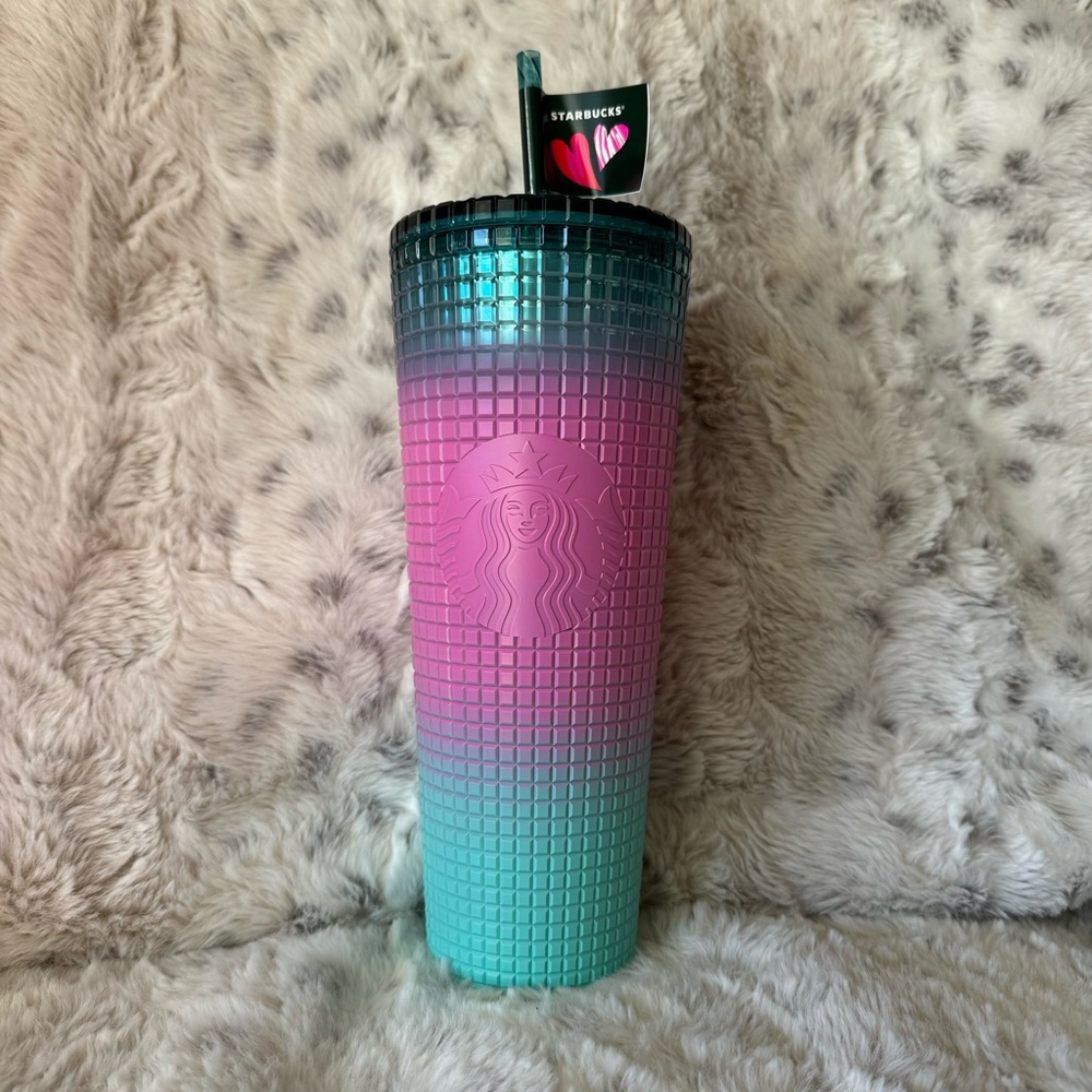 NEW! 2024 Starbucks Valentine's Day 24oz Cold Cup💗